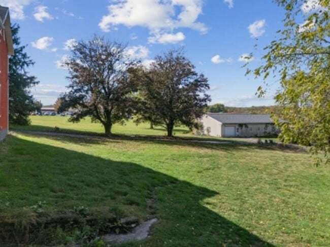 Building Photo - 8113 US-22