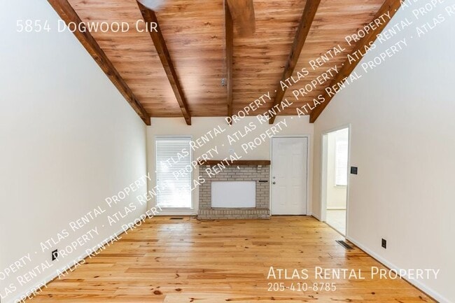 Building Photo - 5854 Dogwood Cir