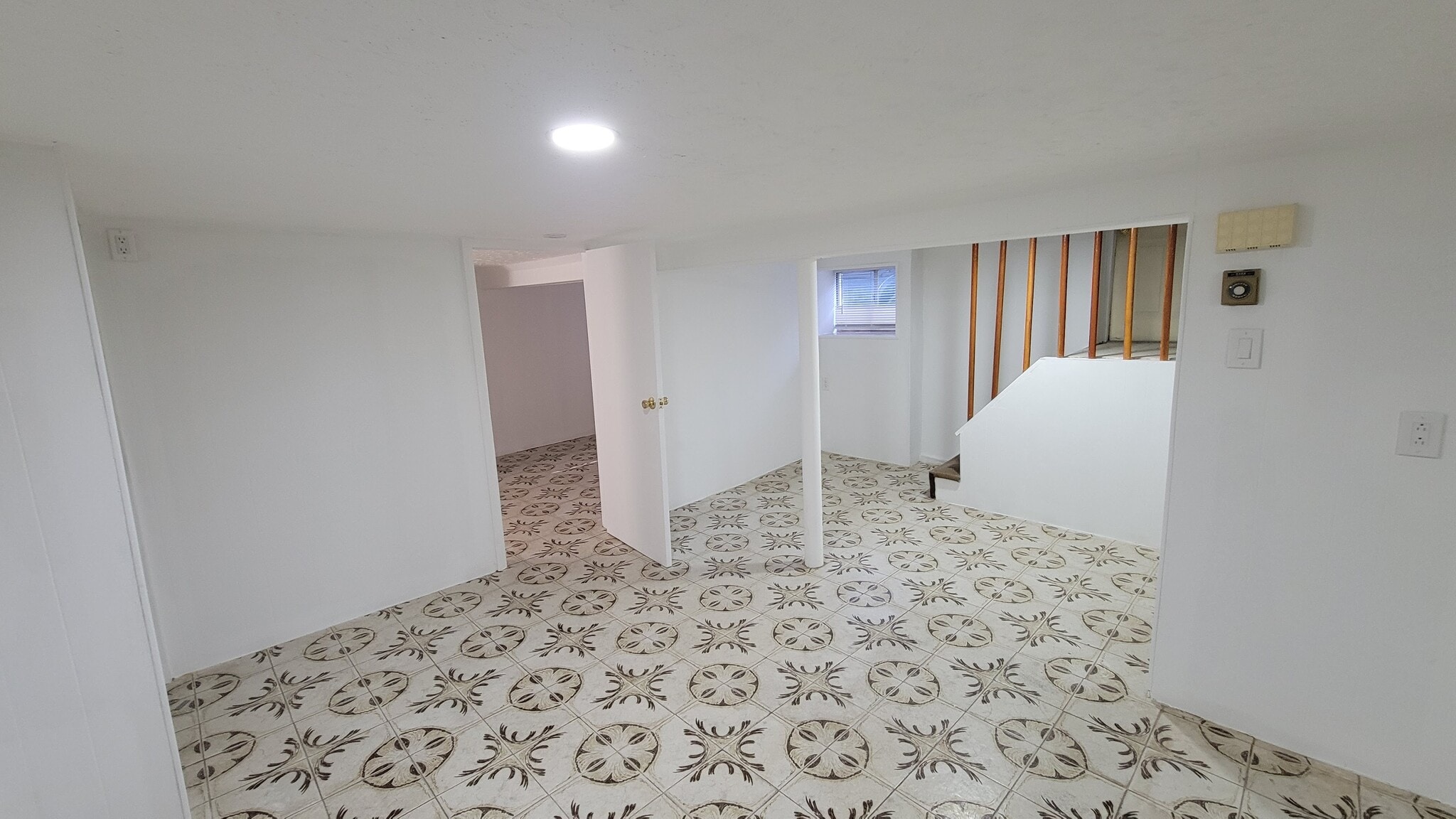 Building Photo - 768 Florence Pl