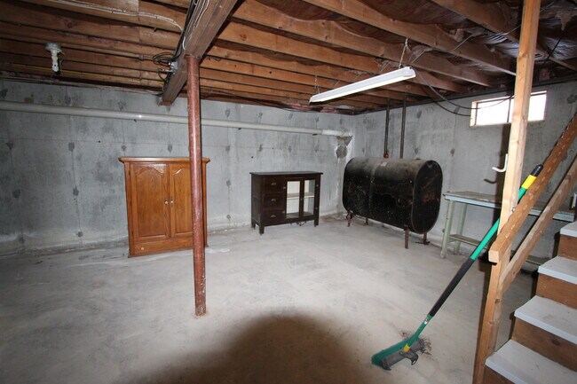 Basement - 45 Allens Ln