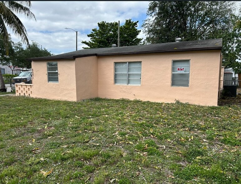 Building Photo - 2571 NW 153rd St