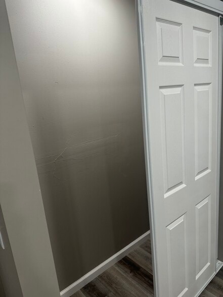 Building Photo - 316 Cherry St