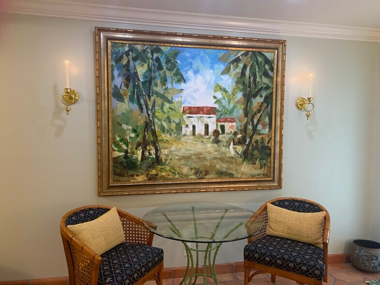 Dining Area - 401 Peruvian Ave