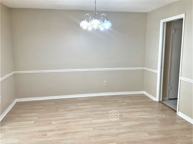 Building Photo - 522 San Sebastian Prado