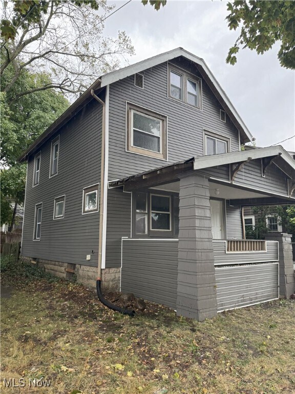 Building Photo - 832 E Buchtel Ave