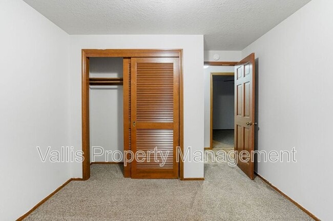 Building Photo - 2197 Doaks Ferry Rd NW