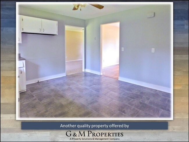 Building Photo - Single-Family Rental: Rush-Henrietta Schools