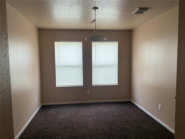 Building Photo - 1410 Seafield Dr