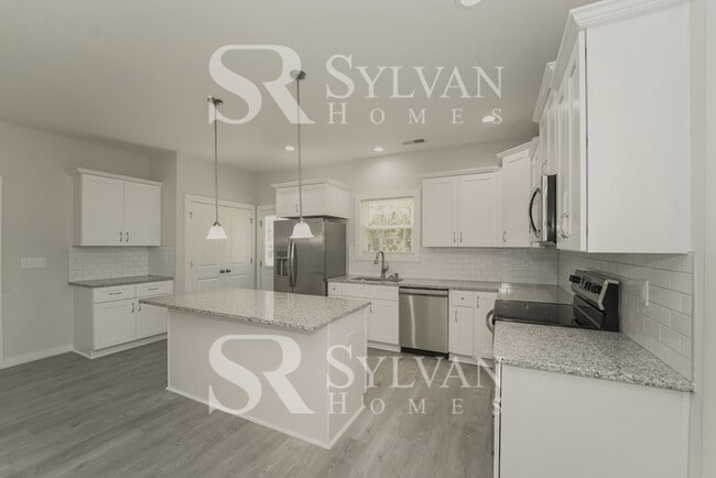 Building Photo - 8621 Reedy Creek Rd