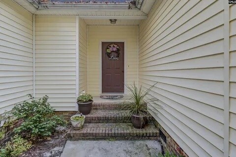 Building Photo - 105 Amick St