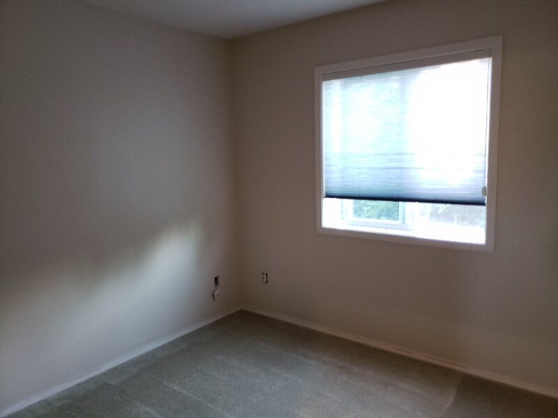Building Photo - 6483 NW Wenmarie Dr