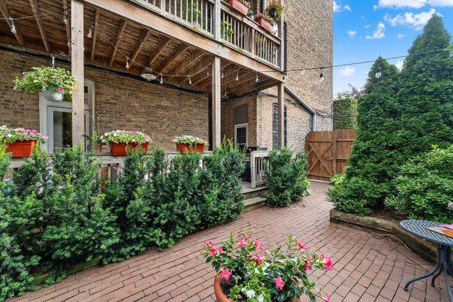 Building Photo - 508 W Wisconsin St