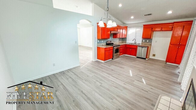 Building Photo - House for Rent on 4605 Mt. Vernon Avenue