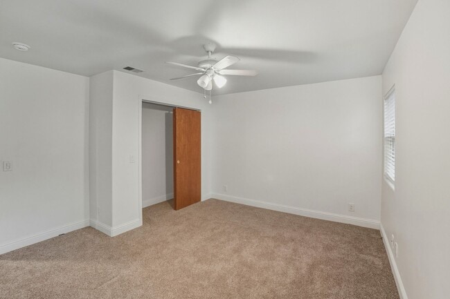 Building Photo - 2148 Irvin Wy