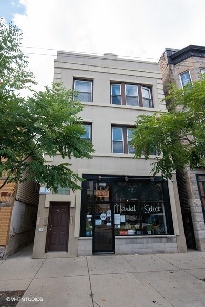 Building Photo - 912 N Ashland Ave