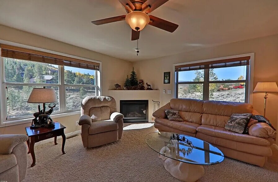 Building Photo - 1009 Forrest Dr