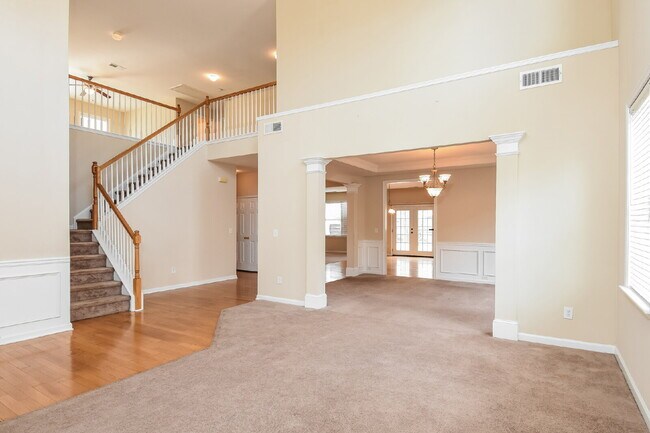 Building Photo - 4032 Duran Ln