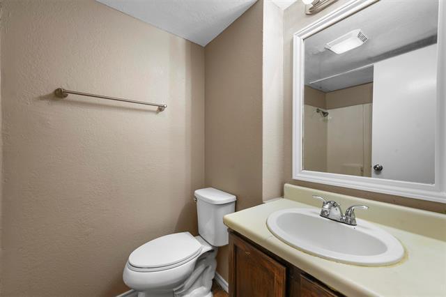 Building Photo - 319 SE 3rd St