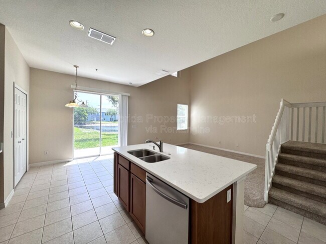 Building Photo - 10036 Moorshire Cir