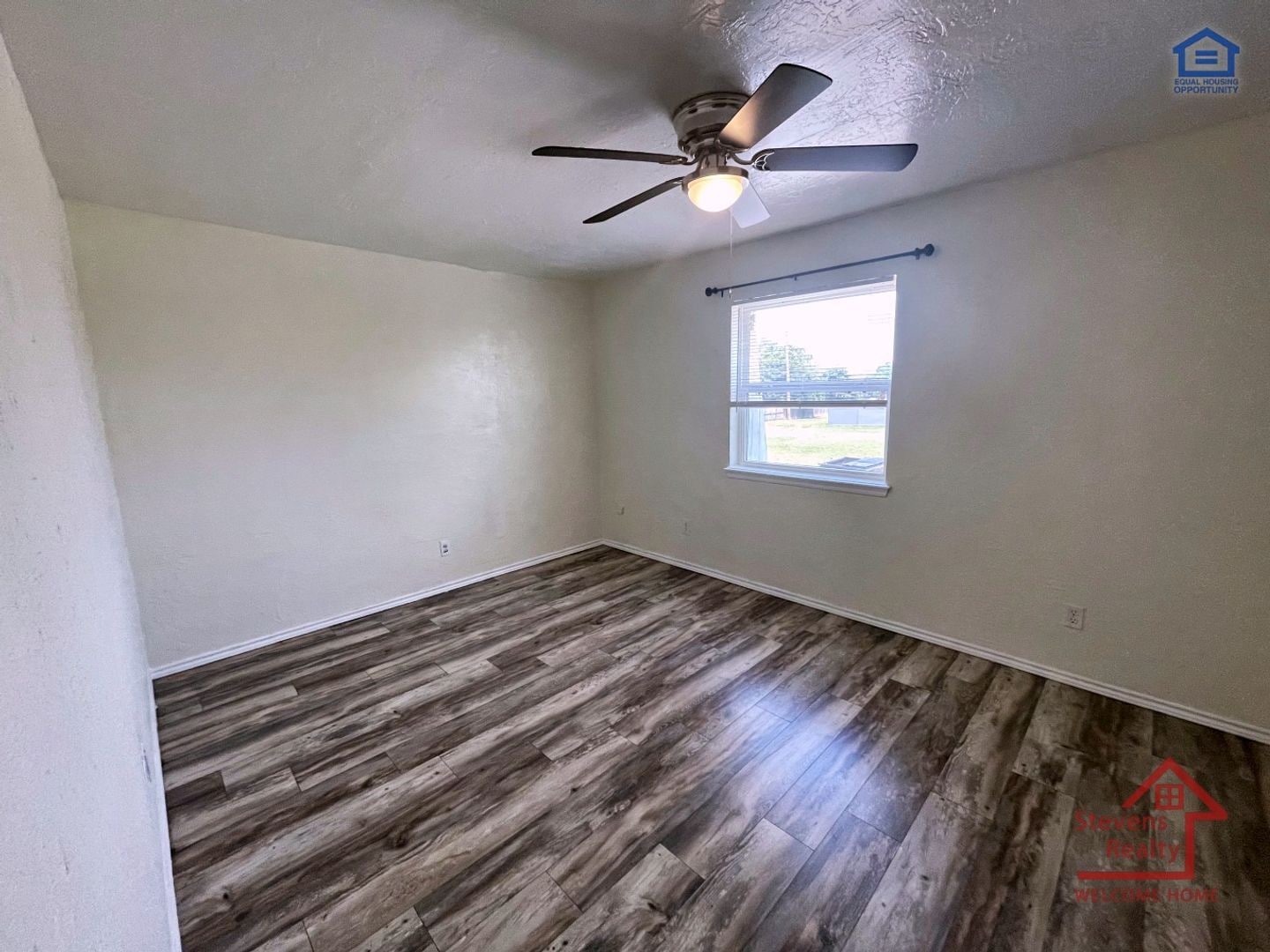 Building Photo - 2111 NW Lindy Ave