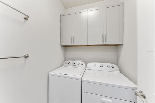 Building Photo - 17002 Hampton Falls Terrace