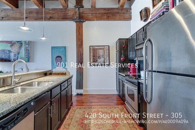 Building Photo - 420 S Front St