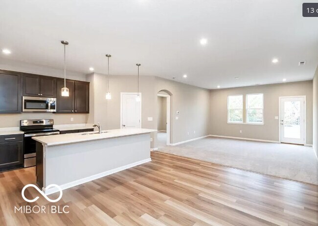 Building Photo - 10309 Gateway Dr