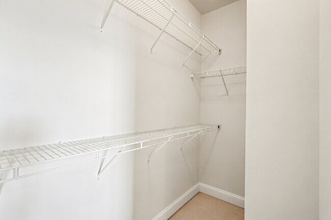 Building Photo - Welcome Home!!