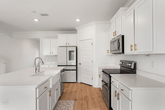 Building Photo - 115 Piper Cv