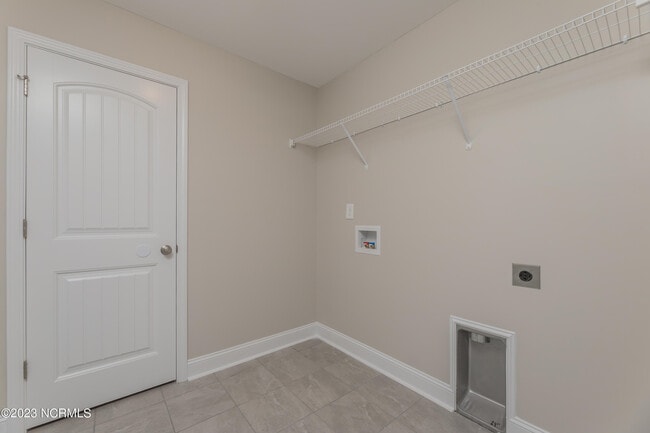 Building Photo - 432 Pebble Shore Dr