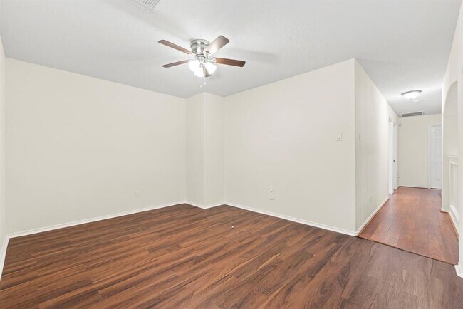 Building Photo - 20231 Mammoth Falls Dr