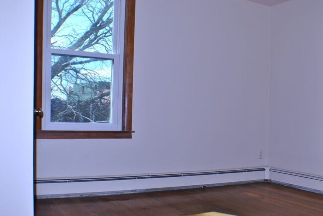 Building Photo - 23 Kenney St