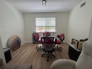 Building Photo - 9873 Baywinds Blvd