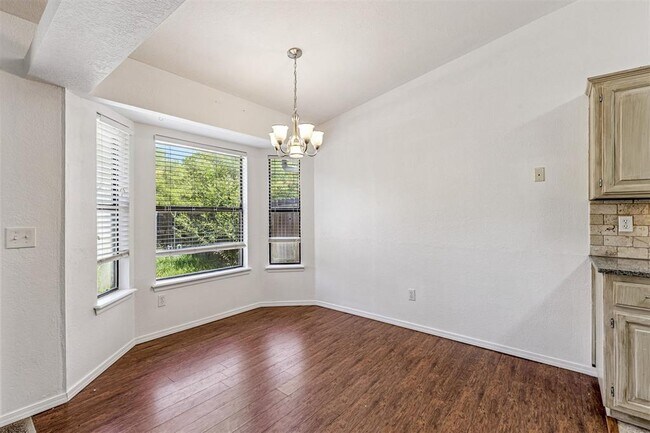 Building Photo - 2101 Harbor Dr