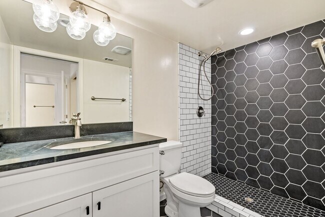 Building Photo - This Sunset Beach Estates Townhome will have you speechless!