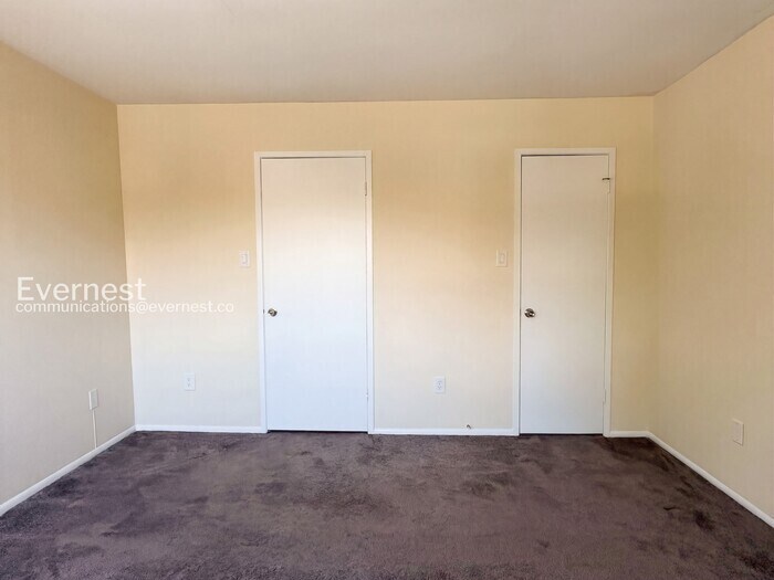 Building Photo - 10202 Prince Pl