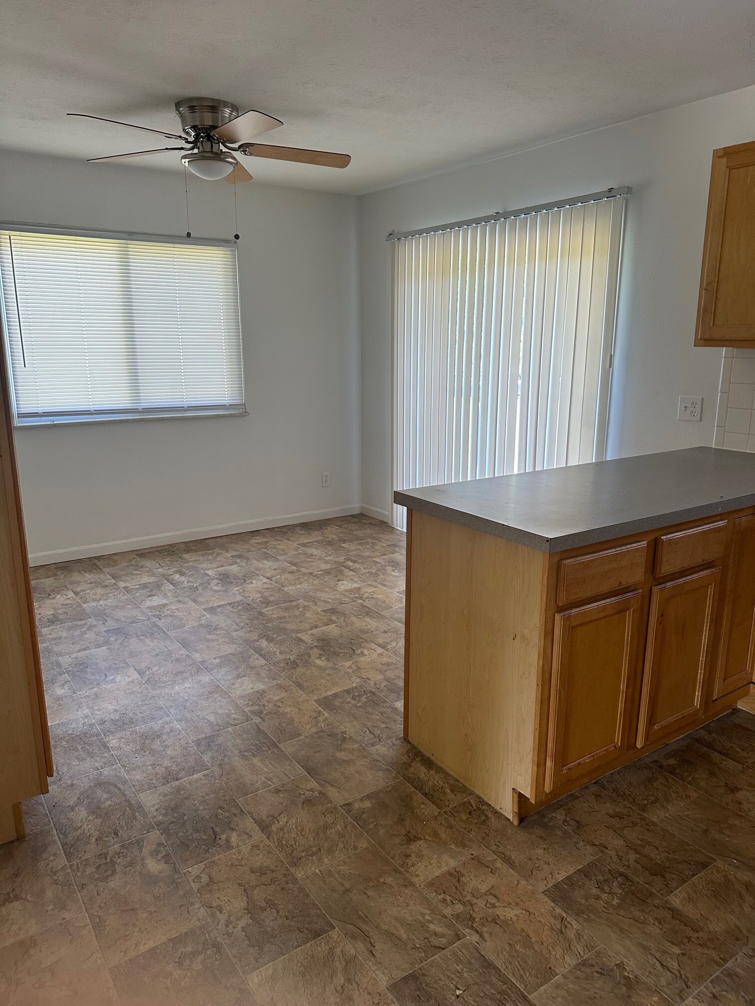 kitchen - 4093 Karry Dr