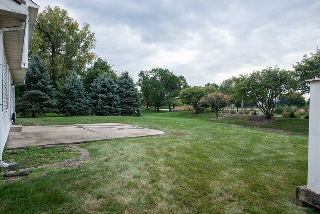 Building Photo - 2873 Carlsbad Cir