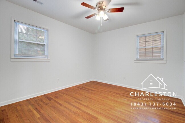 Building Photo - 816 E Estates Blvd