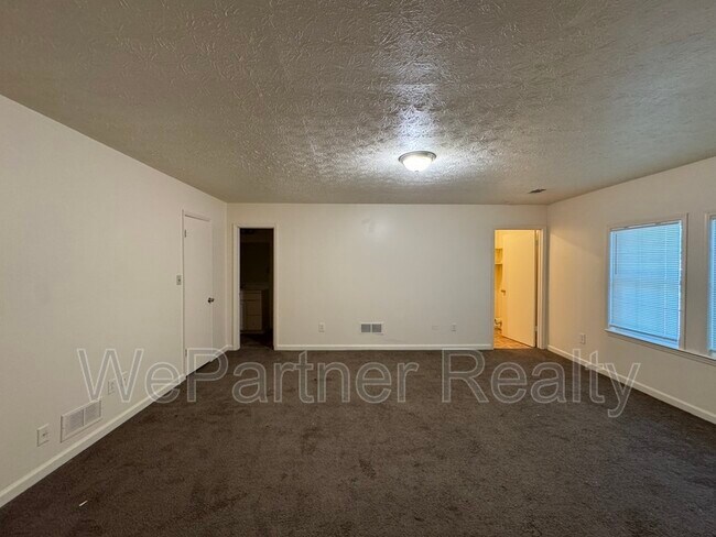 Building Photo - 7416 Dartmouth Ct