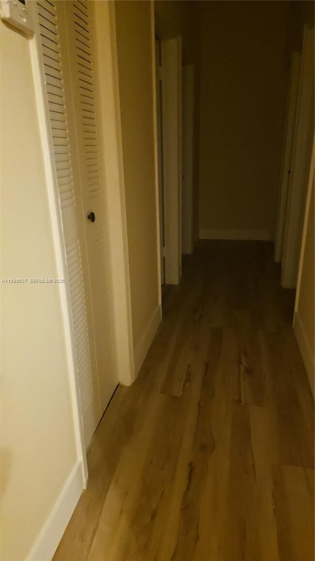 Building Photo - 2924 SW 26th St