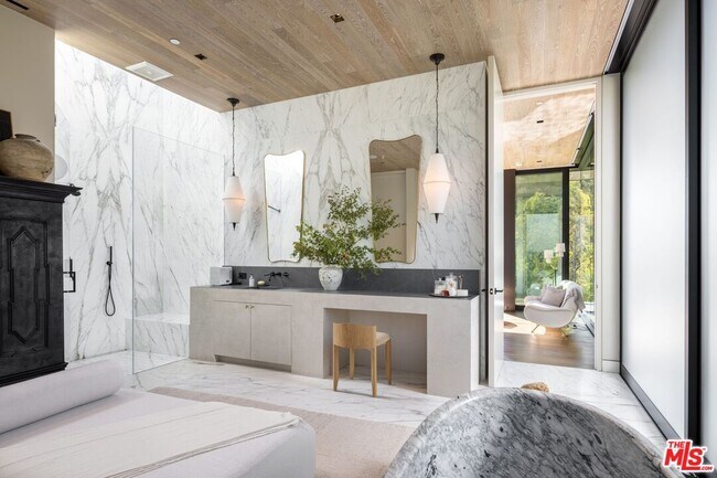 Building Photo - 1335 Carla Ln