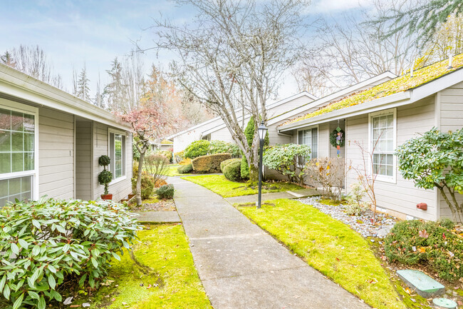 Exterior - The Village at Forest Glen