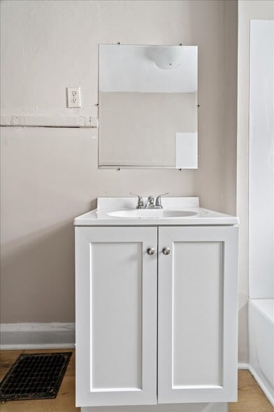 Building Photo - 3709 Boulevard Pl