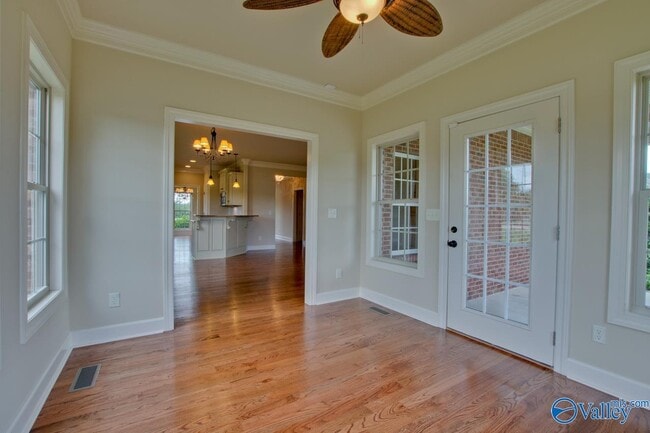 Building Photo - 4905 Saddle Ridge Dr SE