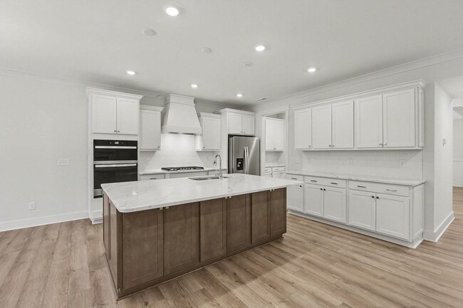 Building Photo - Beautiful New Construction Home - Move In Ready