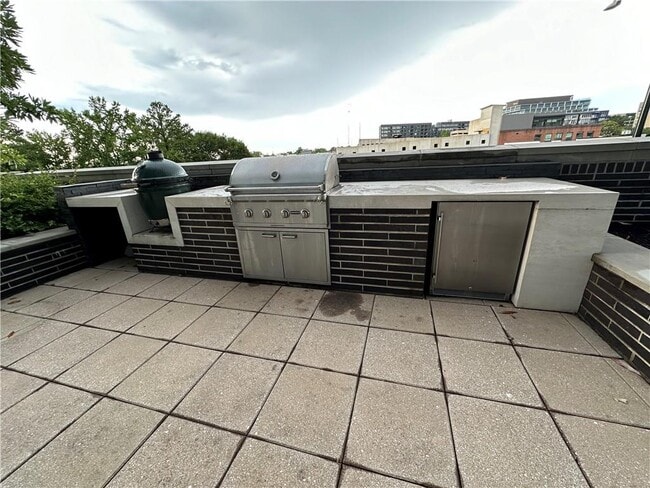 Building Photo - 788 West Marietta St NW