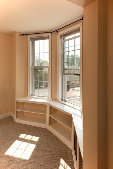 Building Photo - 384 Webster Ave