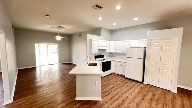 Building Photo - Charming 3-Bed, 2-Bath Home in Orlando