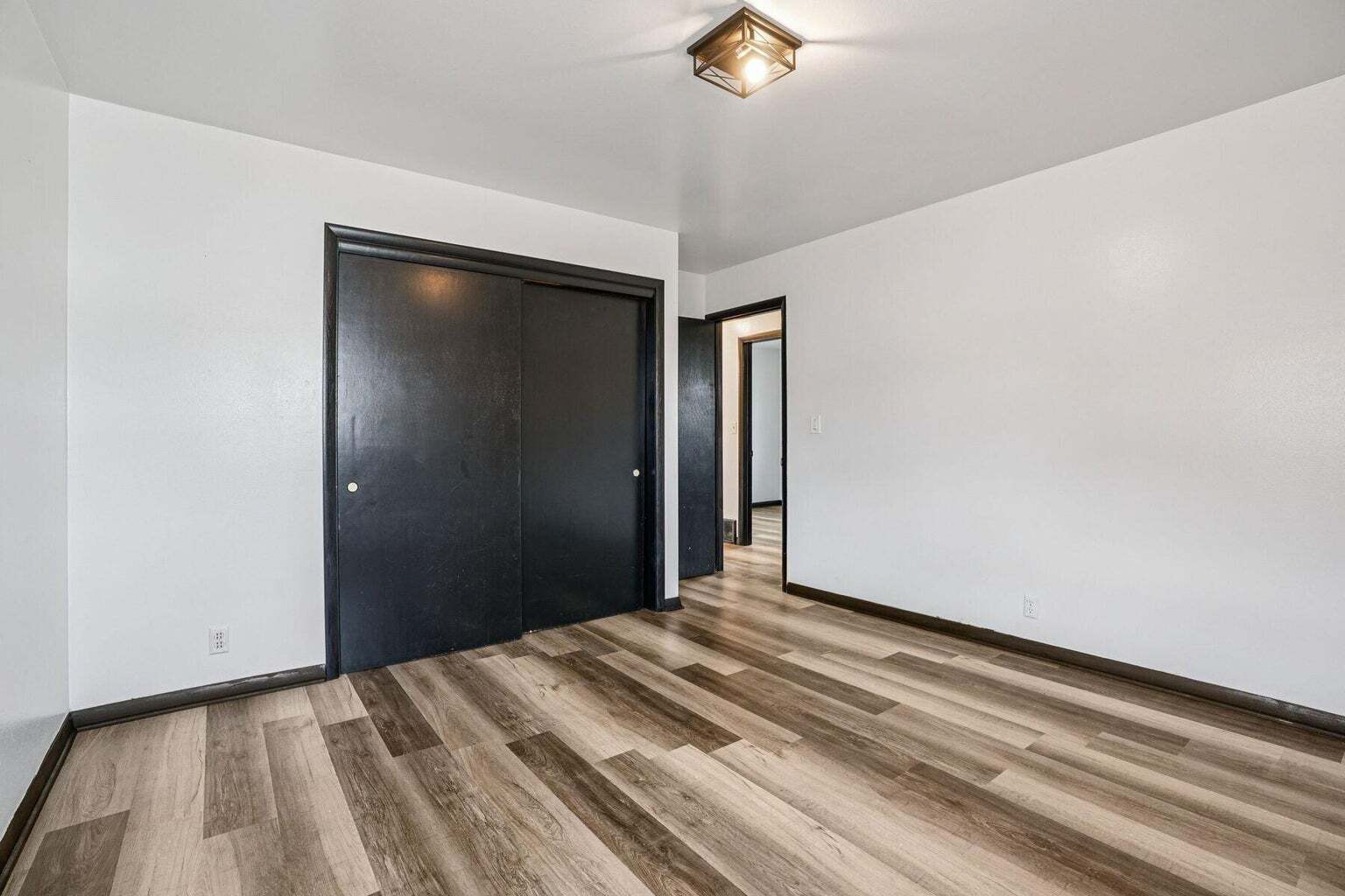 Building Photo - 8610 W Potomac Ave